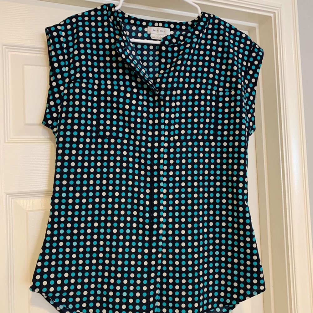 Polka dot button up shirt from Vanheusen SIZE XS